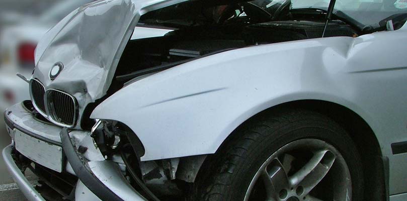 samochód powypadkowy