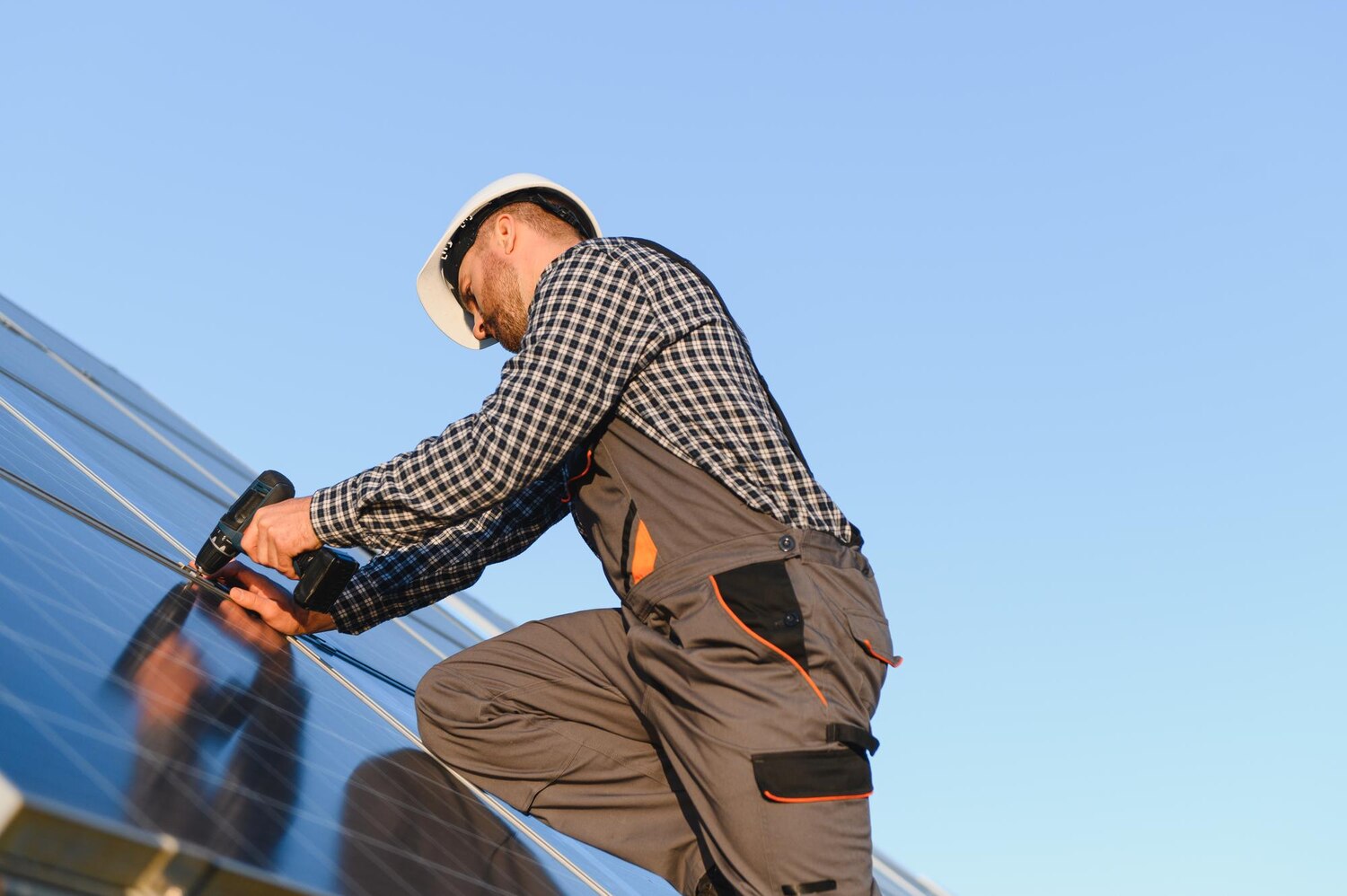 Montaż fotowoltaiki w Krakowie - Szybko i profesjonalnie z LMV Group