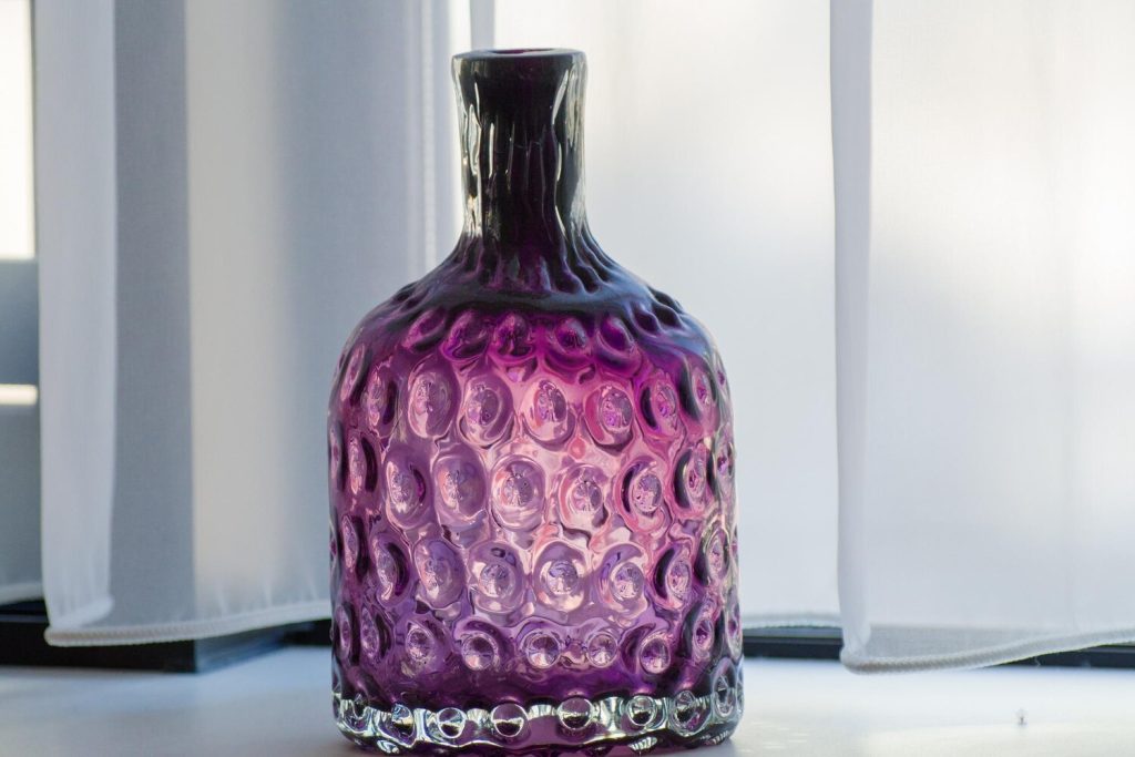 Jak dobrać perfumy Yves Saint Laurent - przewodnik po kultowych zapachach
